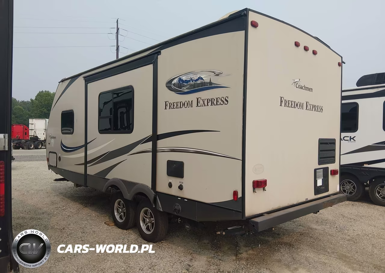2015 Coachmen Express VIN:5ZT2FEMB1FA018119 - 3