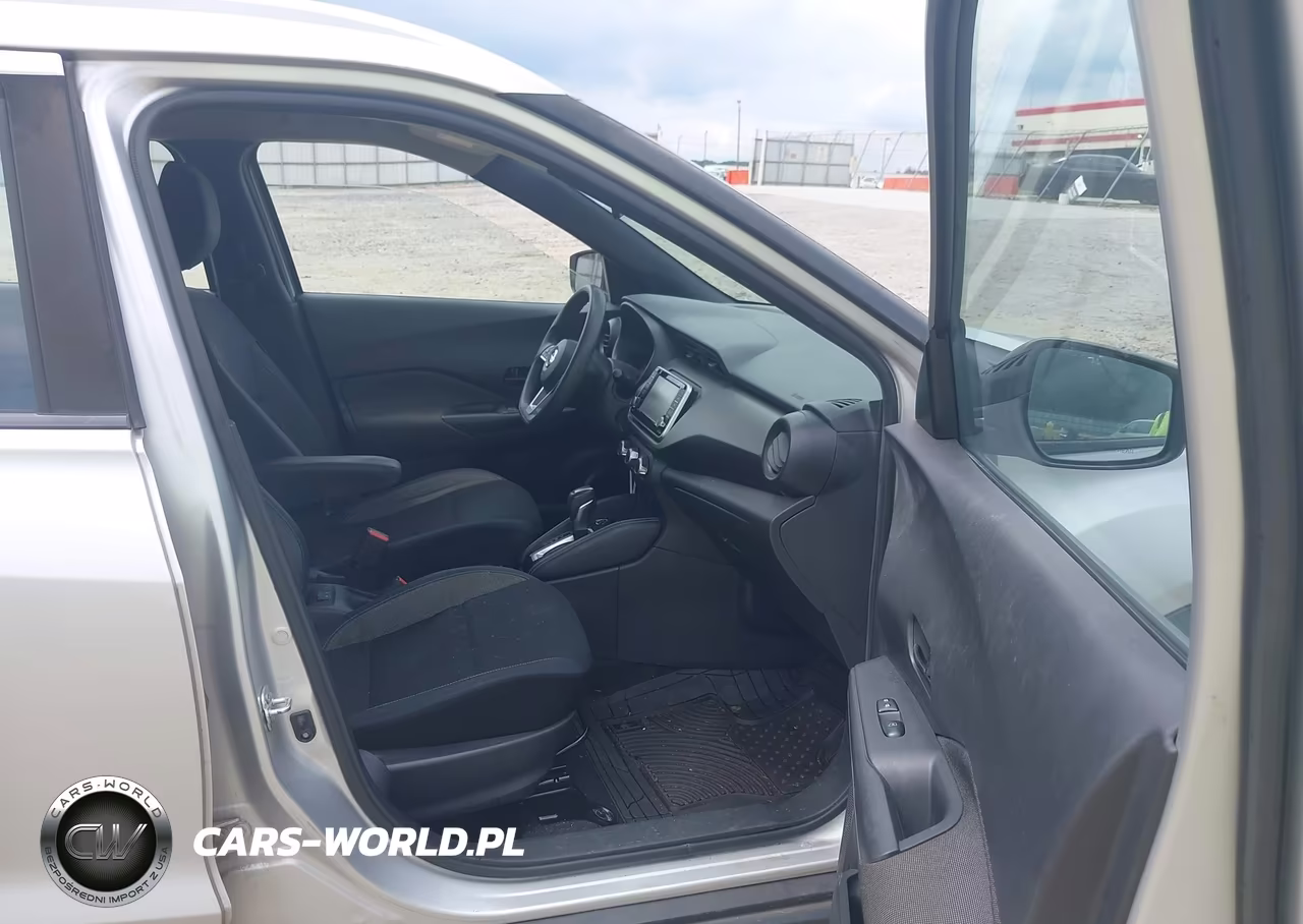 2018 Nissan Kicks S VIN:3N1CP5CU4JL534548 - 5