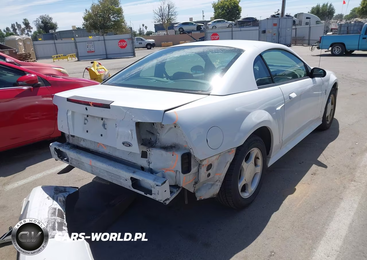 2002 Ford Mustang Deluxe-Premium-Standard VIN:1FAFP40472F237641 - 4
