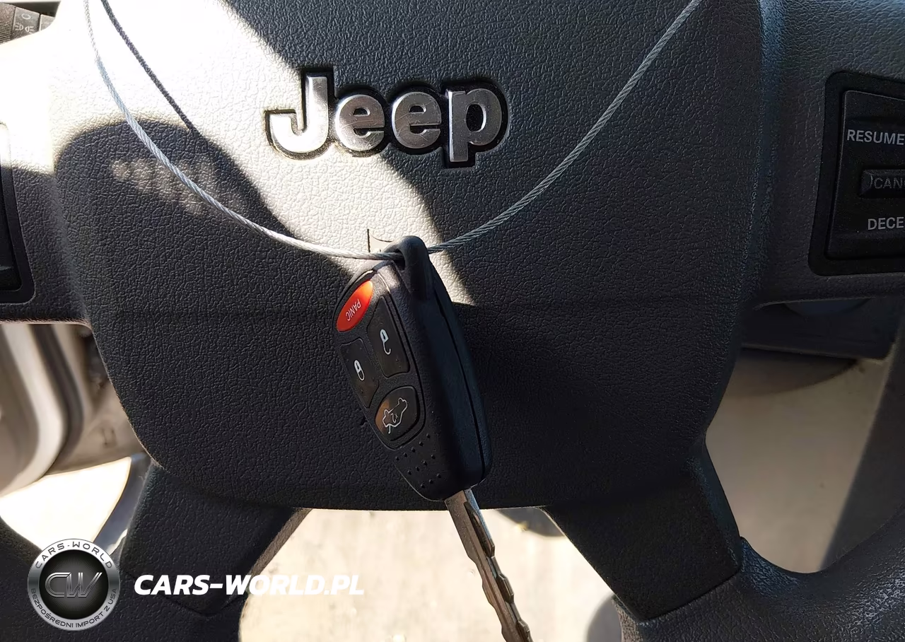 2007 Jeep Grand Cherokee Laredo VIN:1J8GR48K77C568815 - 11