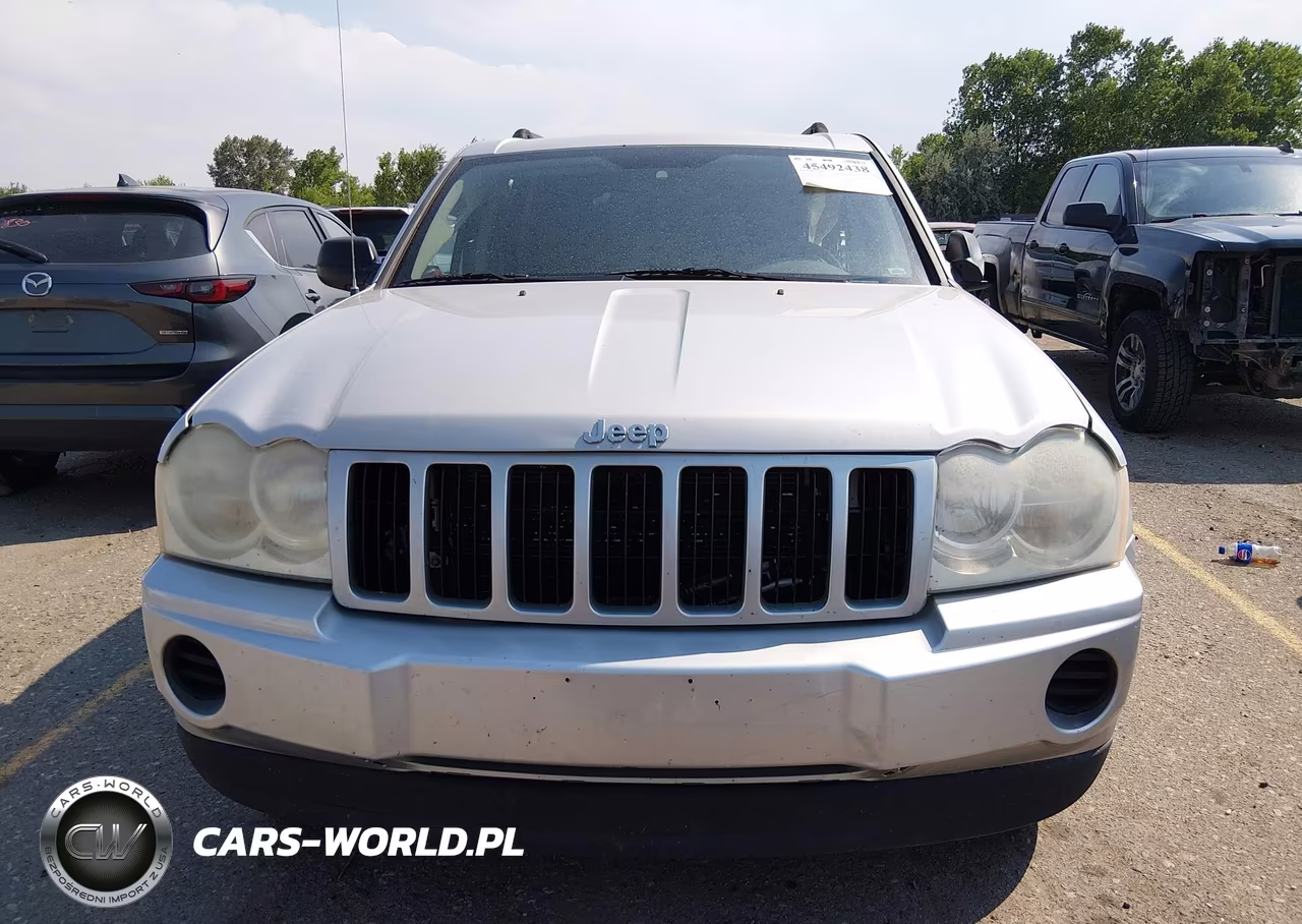 2007 Jeep Grand Cherokee Laredo VIN:1J8GR48K77C568815 - 12
