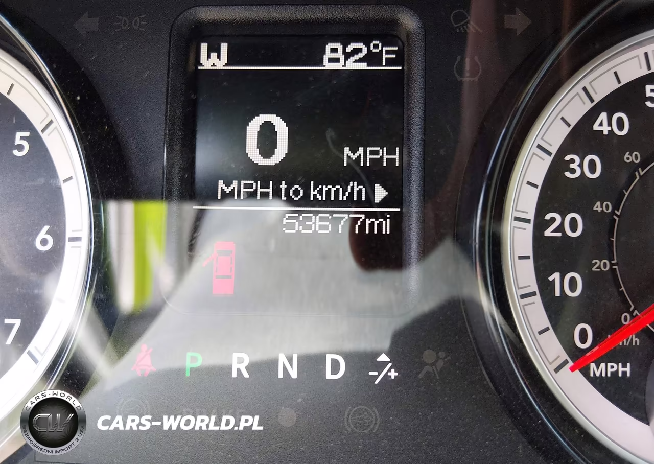 2018 Ram 3500 Tradesman 4X2 8' Box VIN:3C63RPAJ5JG383604 - 15