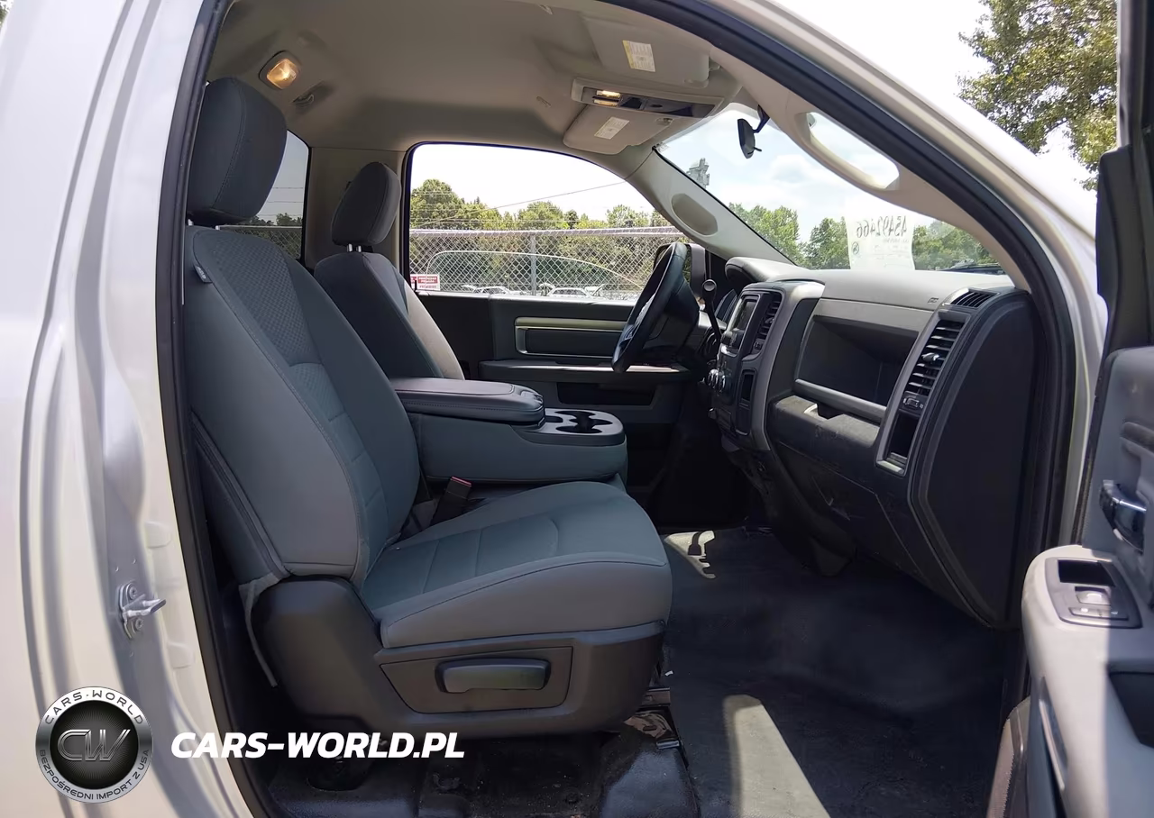 2018 Ram 3500 Tradesman 4X2 8' Box VIN:3C63RPAJ5JG383604 - 5