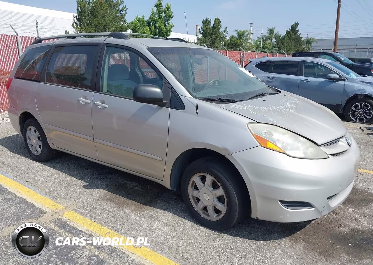2006 Toyota Sienna Ce – zdjęcie 1 z 11