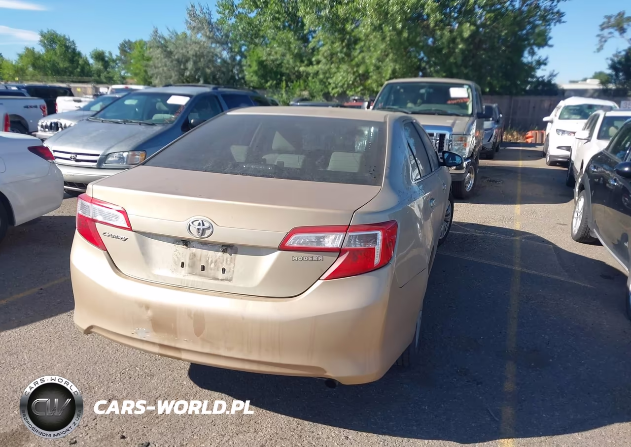 2012 Toyota Camry L VIN:4T1BF1FK8CU509509 - 4