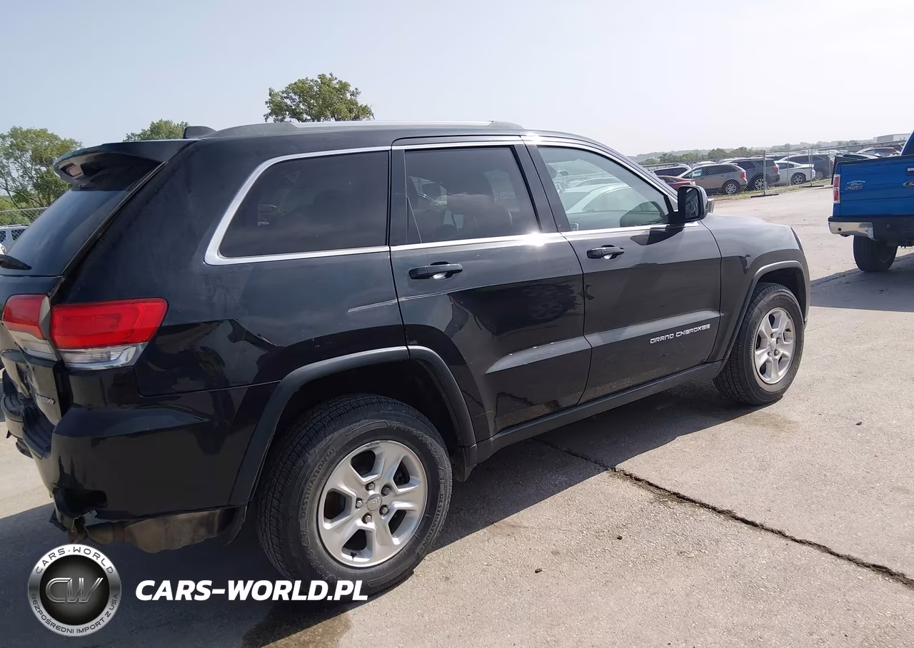 2014 Jeep Grand Cherokee Laredo VIN:1C4RJFAG3EC130976 - 4