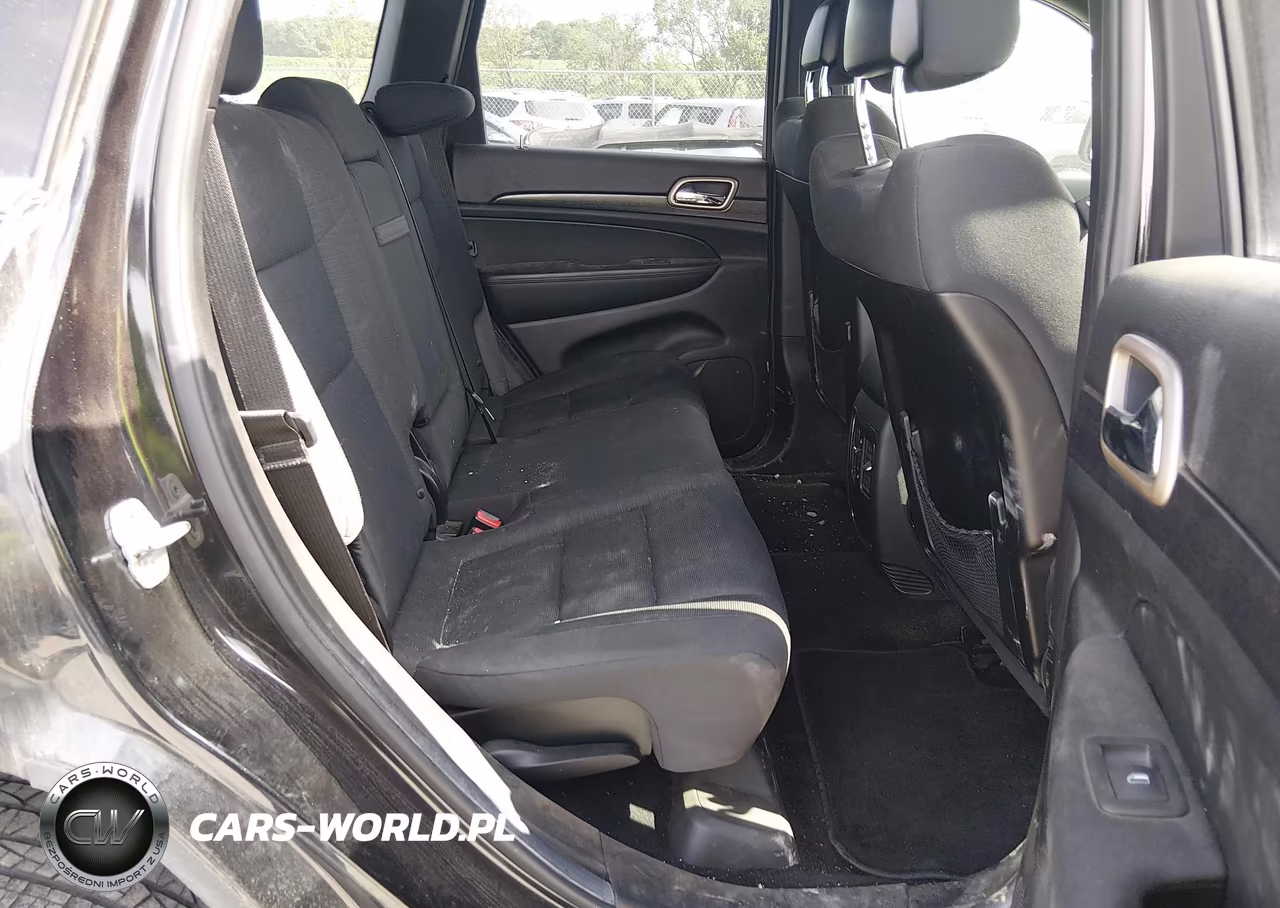 2014 Jeep Grand Cherokee Laredo VIN:1C4RJFAG3EC130976 - 8