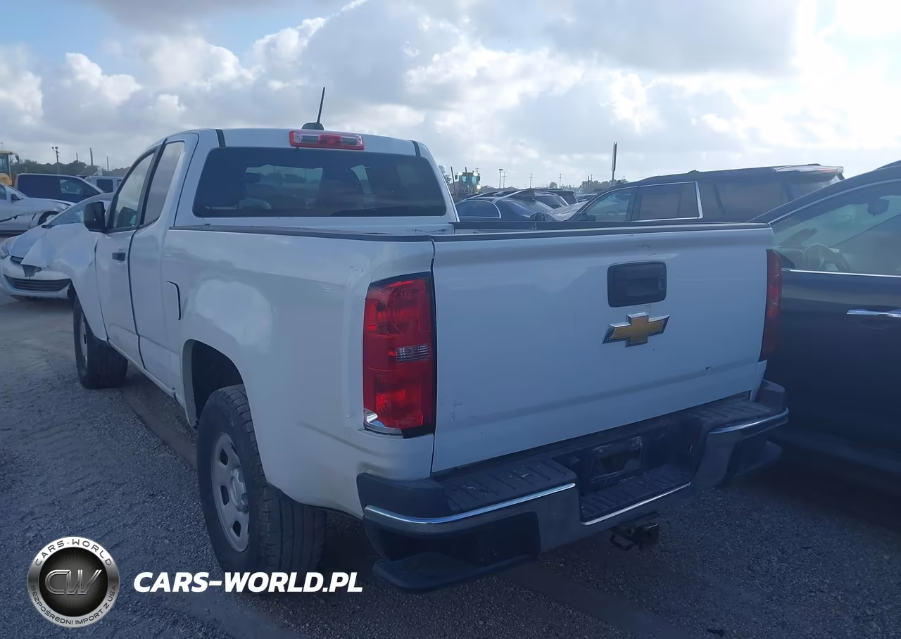 2019 Chevrolet Colorado Wt VIN:1GCHSBEA4K1145744 - 3