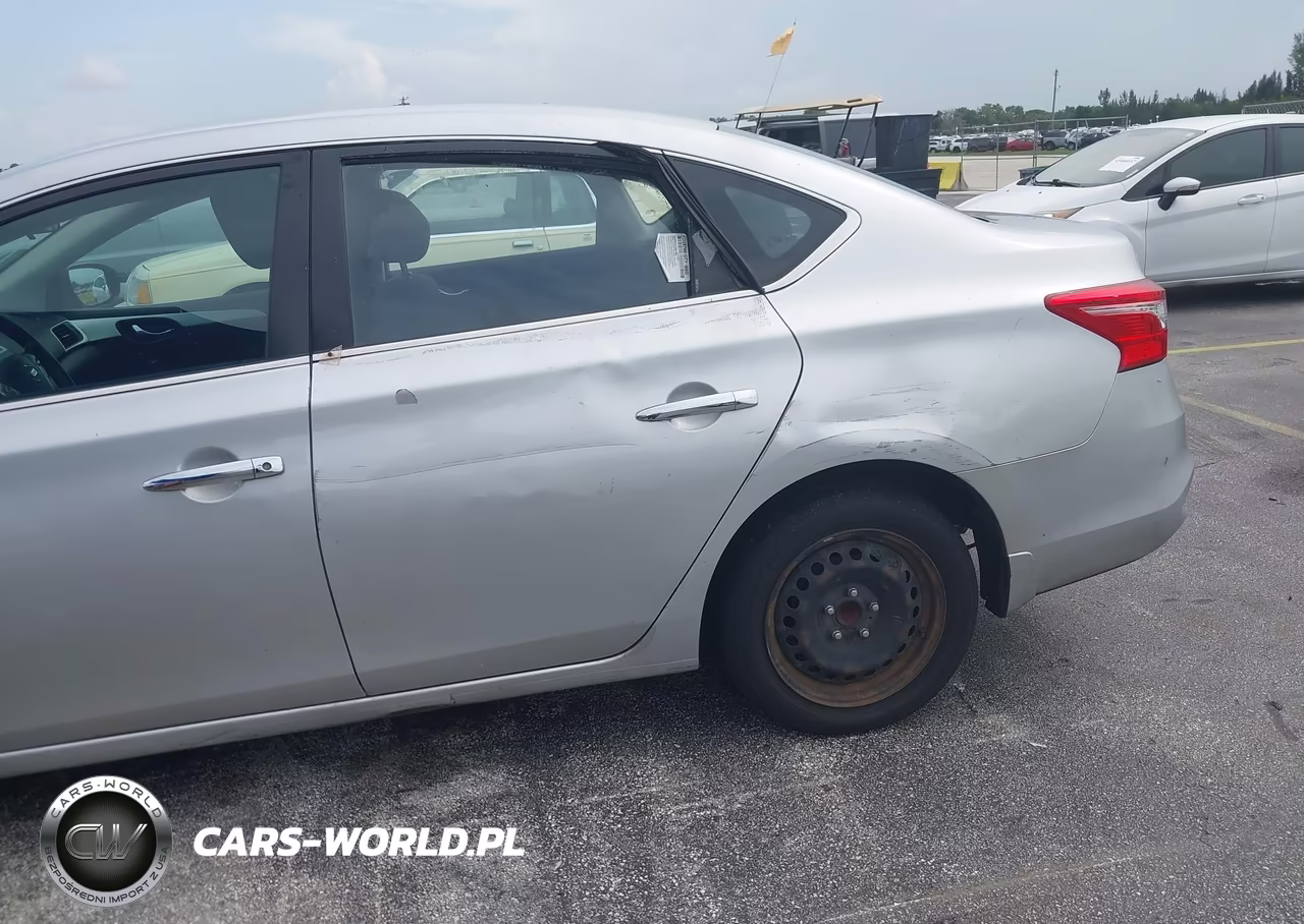2017 Nissan Sentra S VIN:3N1AB7AP7HY254425 - 12
