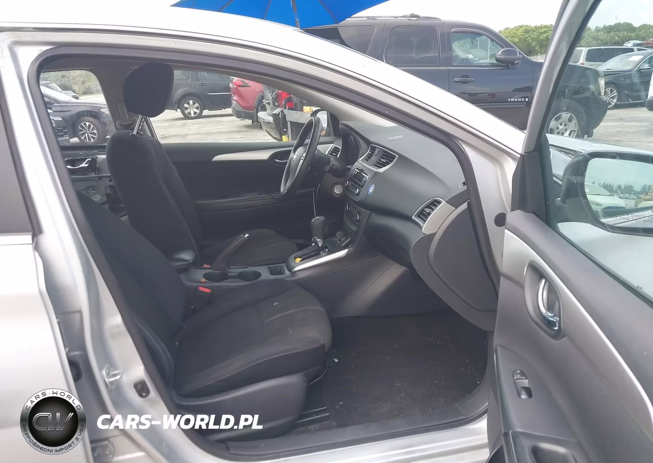 2017 Nissan Sentra S VIN:3N1AB7AP7HY254425 - 5