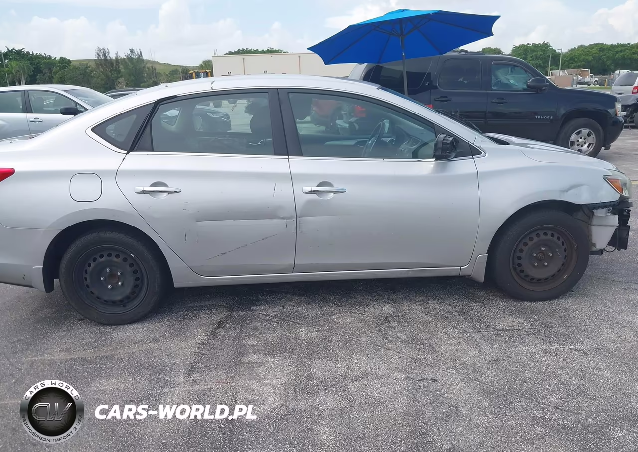 2017 Nissan Sentra S VIN:3N1AB7AP7HY254425 - 6