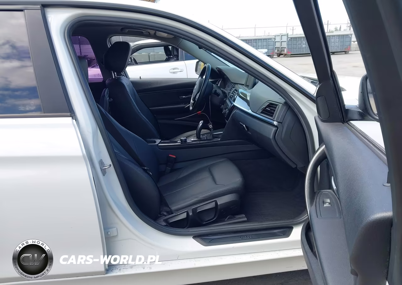 2016 BMW 320I VIN:WBA8E1G58GNT99276 - 5