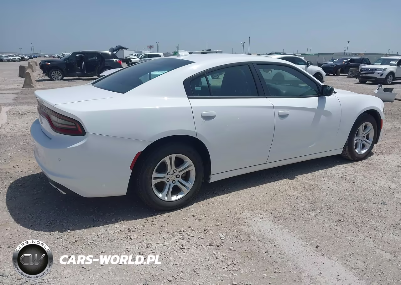 2023 Dodge Charger Sxt VIN:2C3CDXBGXPH550692 - 4