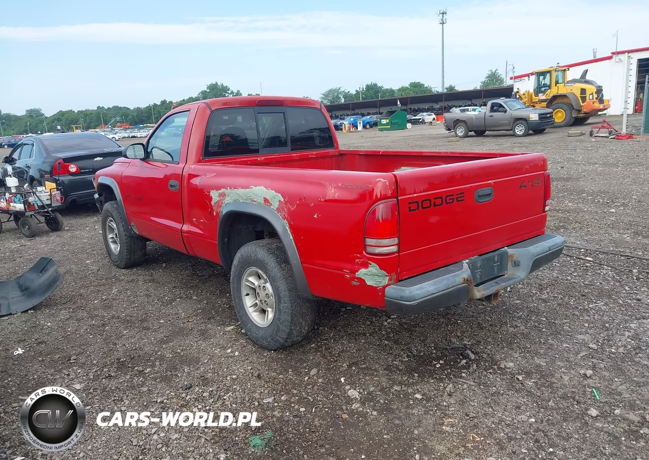 2002 Dodge Dakota VIN:1B7GG16XX2S563584 - 3
