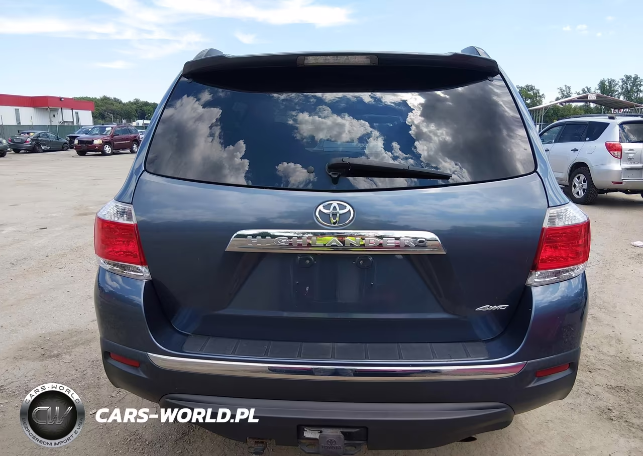 2011 Toyota Highlander Base V6 VIN:5TDBK3EH2BS076838 - 16