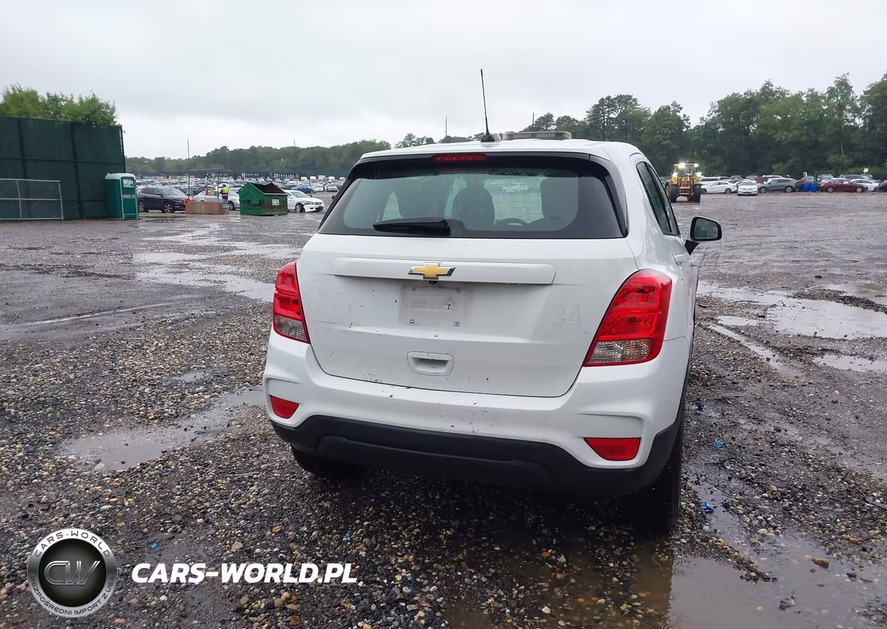 2019 Chevrolet Trax Ls VIN:3GNCJNSB9KL311462 - 15
