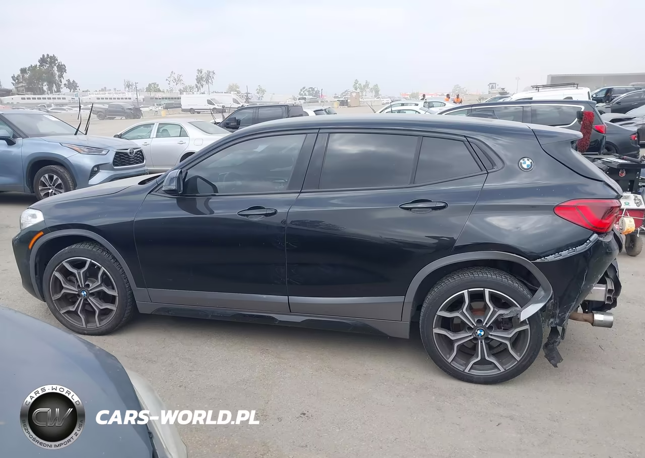 2018 BMW X2 xDrive28I VIN:WBXYJ5C32JEF77027 - 14