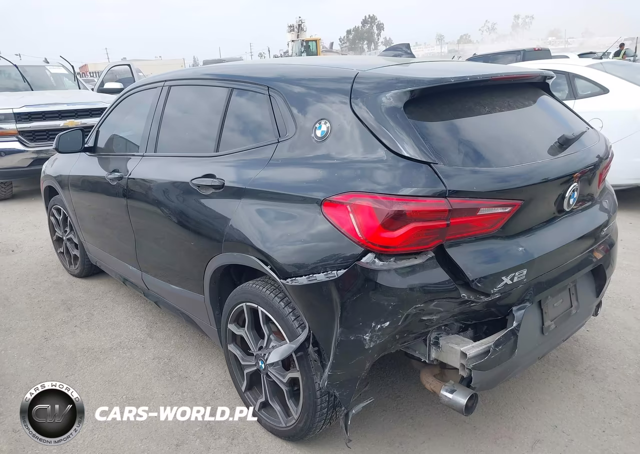 2018 BMW X2 xDrive28I VIN:WBXYJ5C32JEF77027 - 3