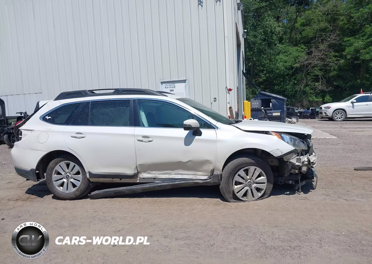 2015 Subaru Outback 2.5I Premium VIN:4S4BSBFC5F3343874 - 13