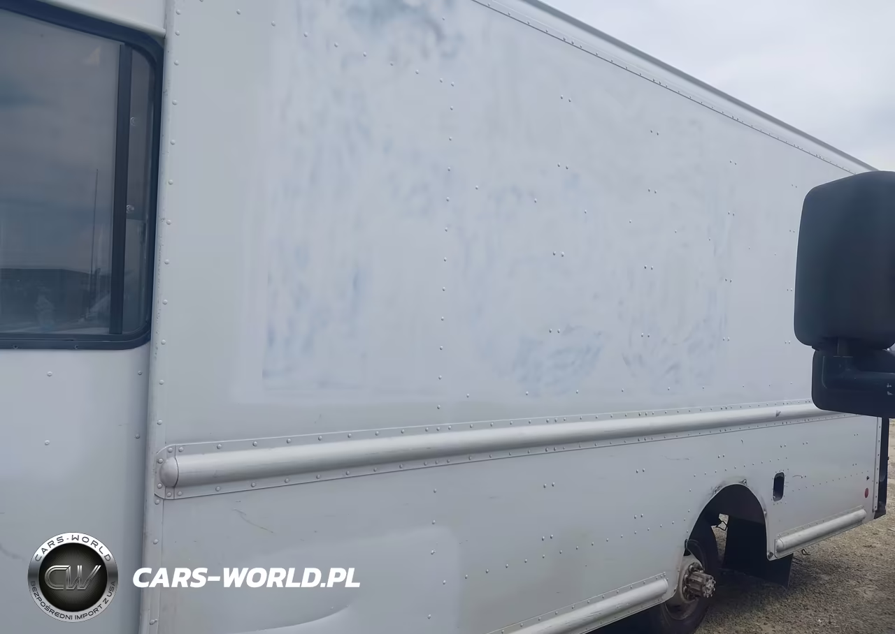 2019 Ford E-450 Stripped VIN:1FC3E4K63KDC57253 - 14