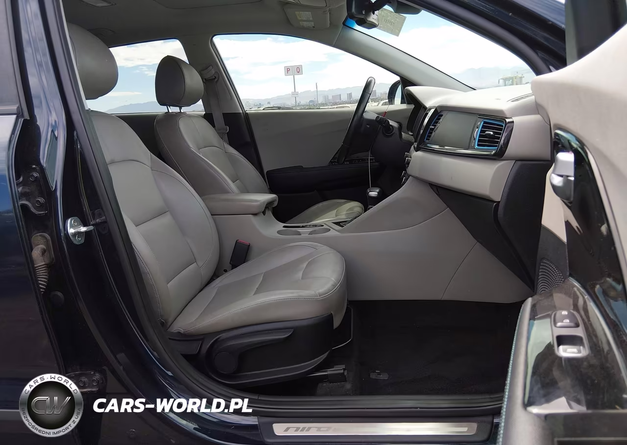 2019 Kia Niro Plug-In Hybrid Ex Premium VIN:KNDCC3LD9K5330973 - 5