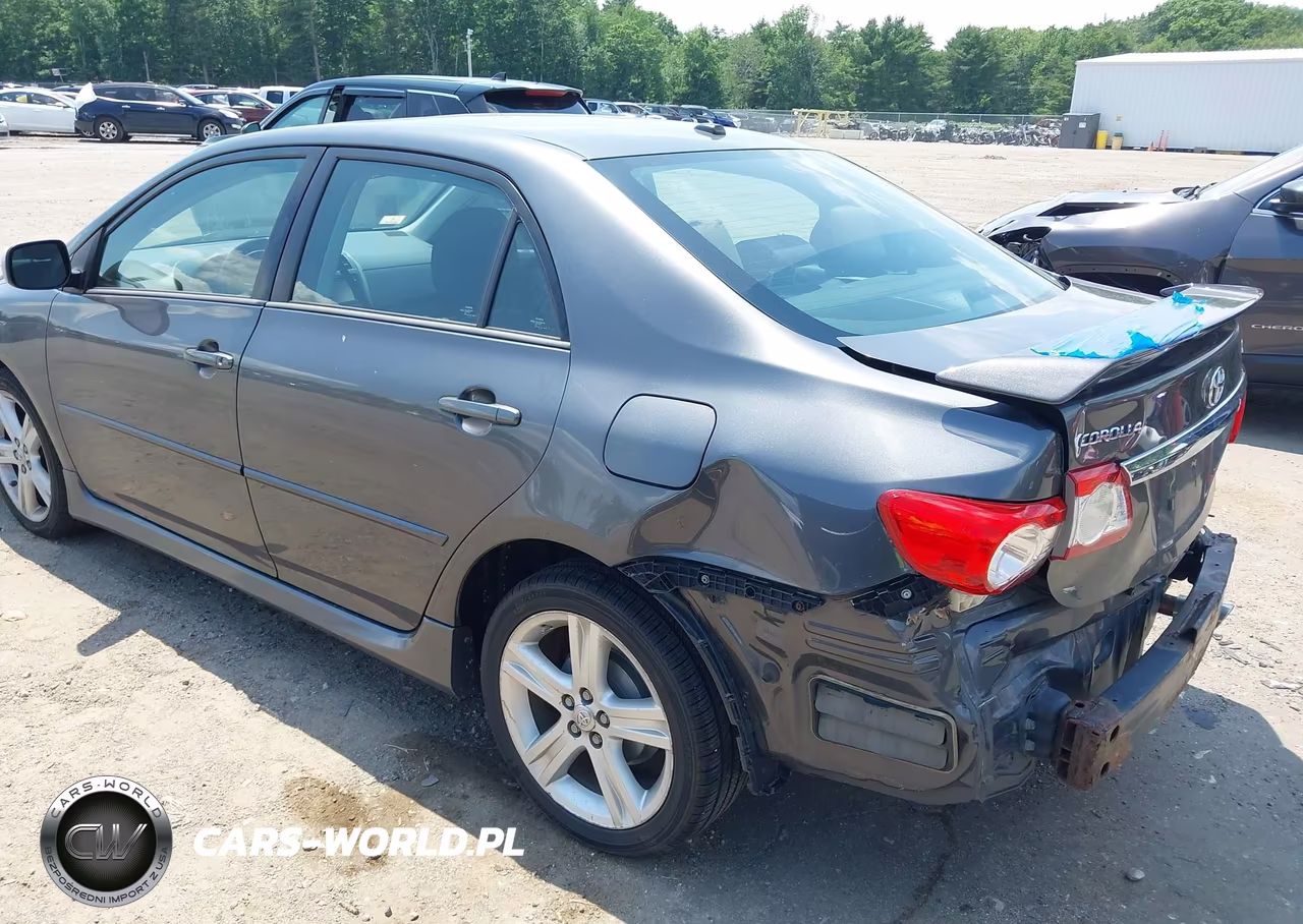 2013 Toyota Corolla S VIN:2T1BU4EE2DC026488 - 3