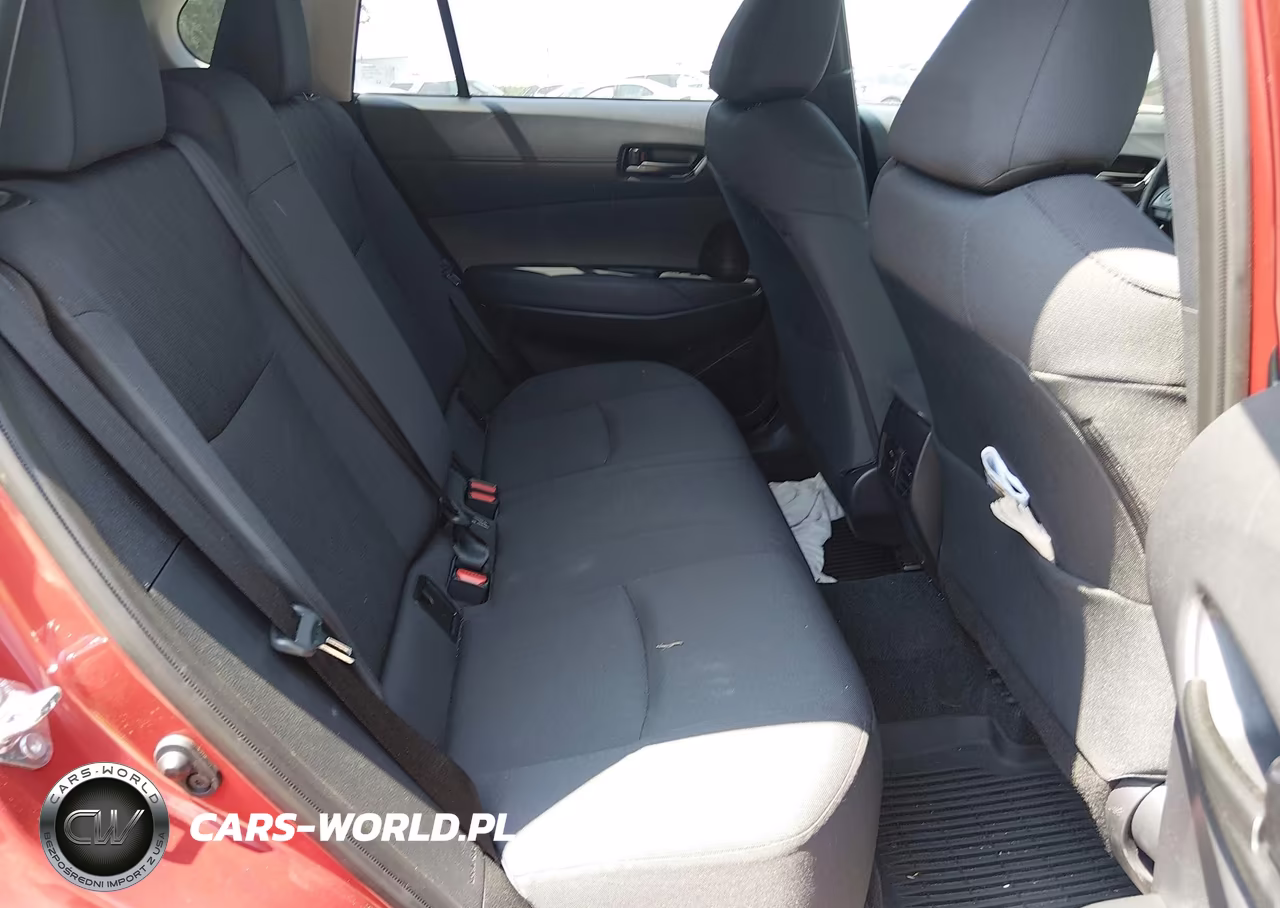 2026 Toyota Corolla Cross Le VIN:7MUBAABG6TV165564 - 8