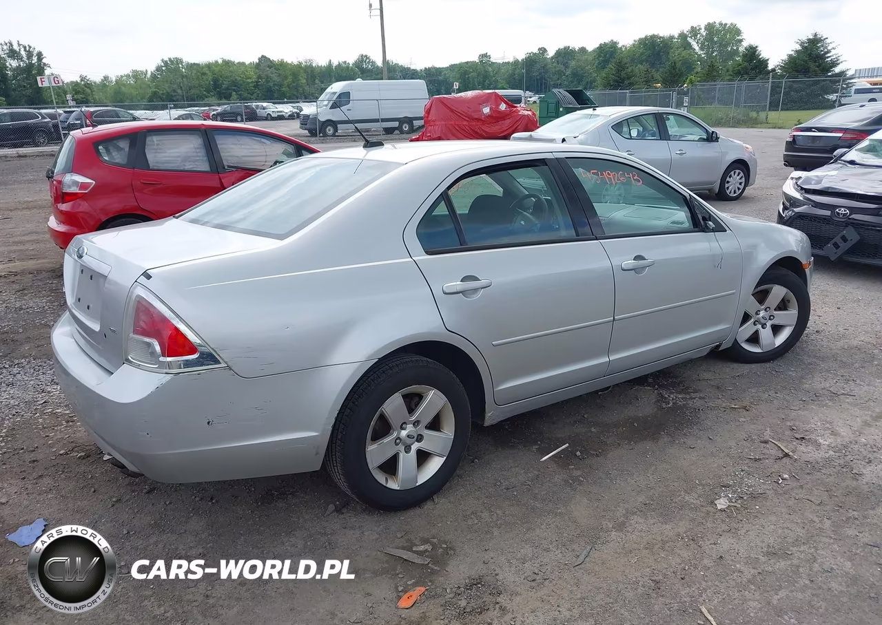 2009 Ford Fusion Se VIN:3FAHP07ZX9R145388 - 4