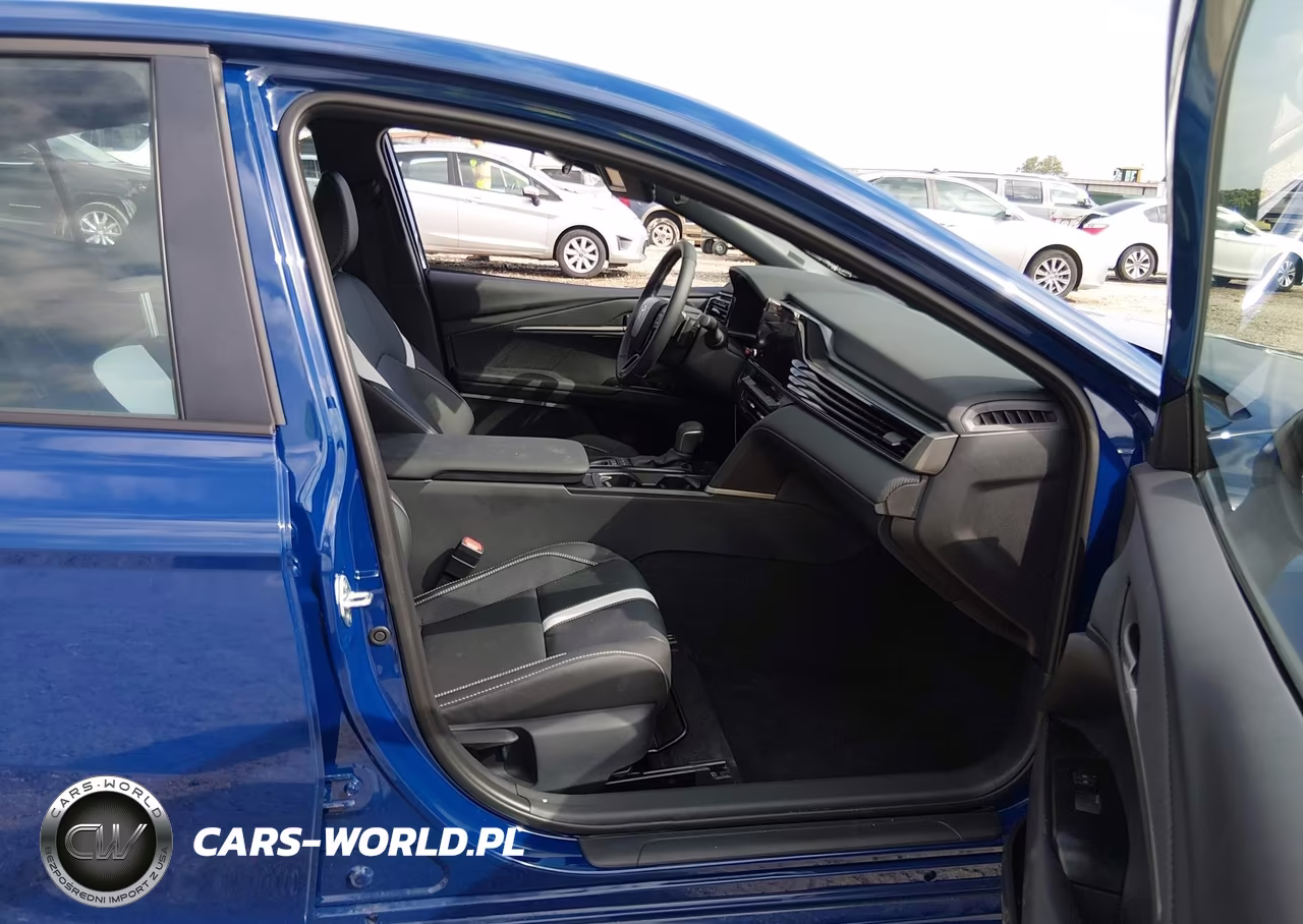 2026 Toyota Camry Se VIN:4T1DAACK8TU319253 - 5