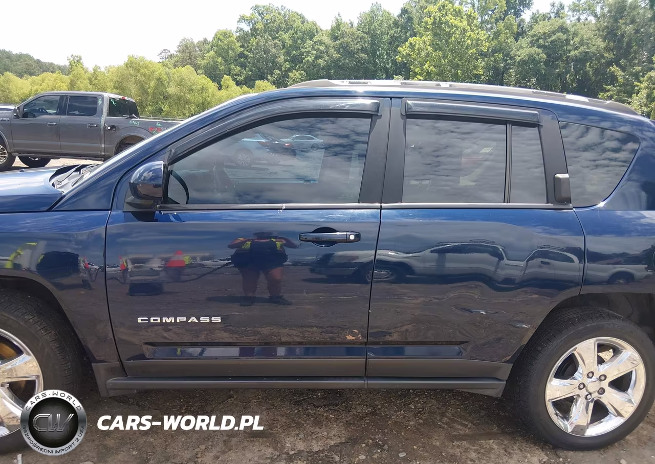 2016 Jeep Compass Latitude VIN:1C4NJCEB6GD582980 - 15