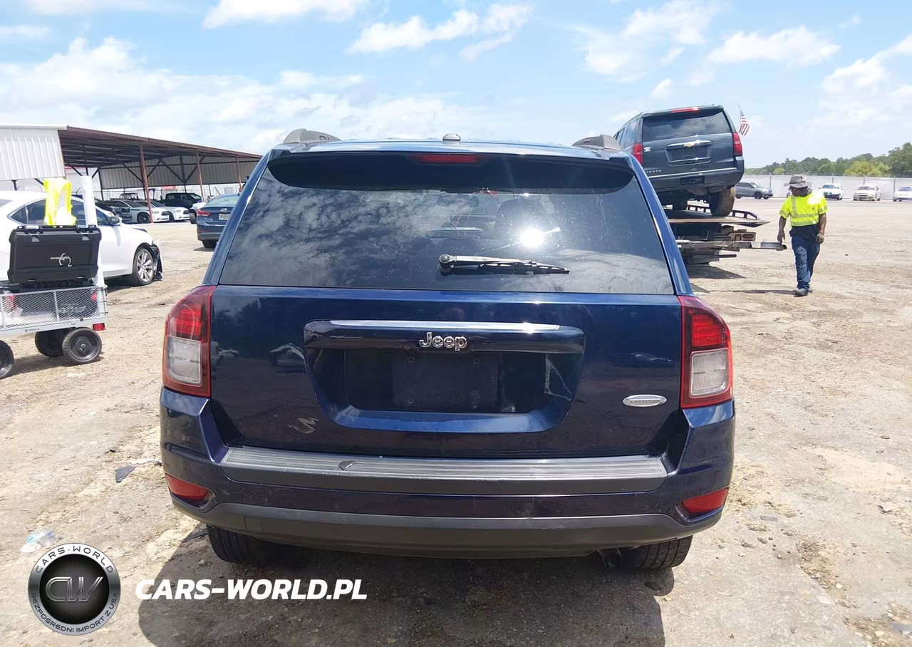 2016 Jeep Compass Latitude VIN:1C4NJCEB6GD582980 - 17