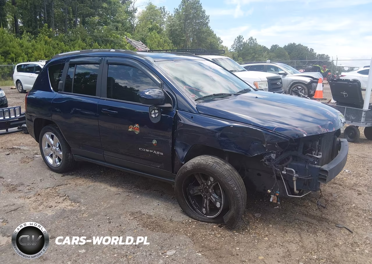 2016 Jeep Compass Latitude VIN:1C4NJCEB6GD582980 - 6