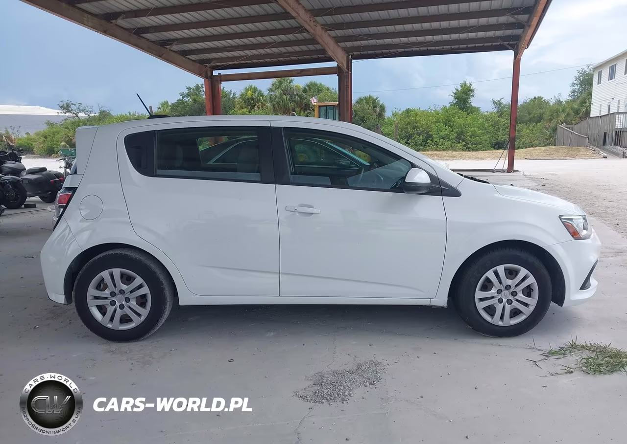 2020 Chevrolet Sonic Fwd 1Fl 5-Door VIN:1G1JG6SB0L4125555 - 13