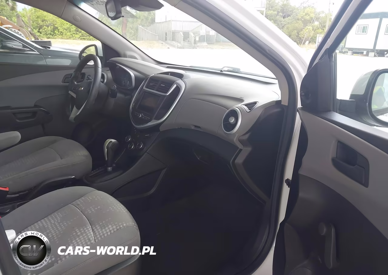 2020 Chevrolet Sonic Fwd 1Fl 5-Door VIN:1G1JG6SB0L4125555 - 5