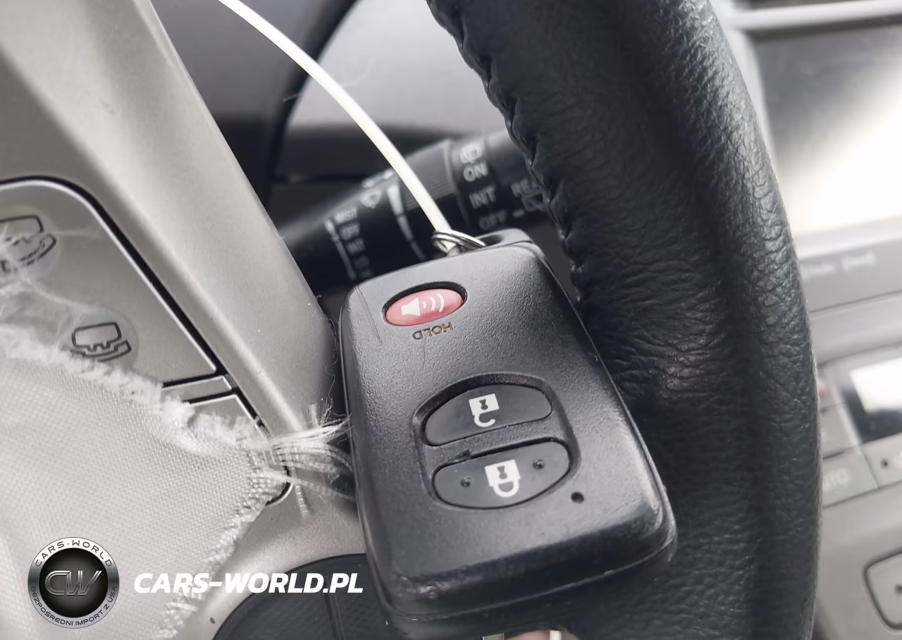 2015 Toyota Prius Four VIN:JTDKN3DUXF1889823 - 11