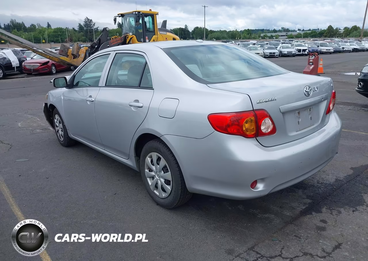 2010 Toyota Corolla Le VIN:2T1BU4EE9AC417424 - 3