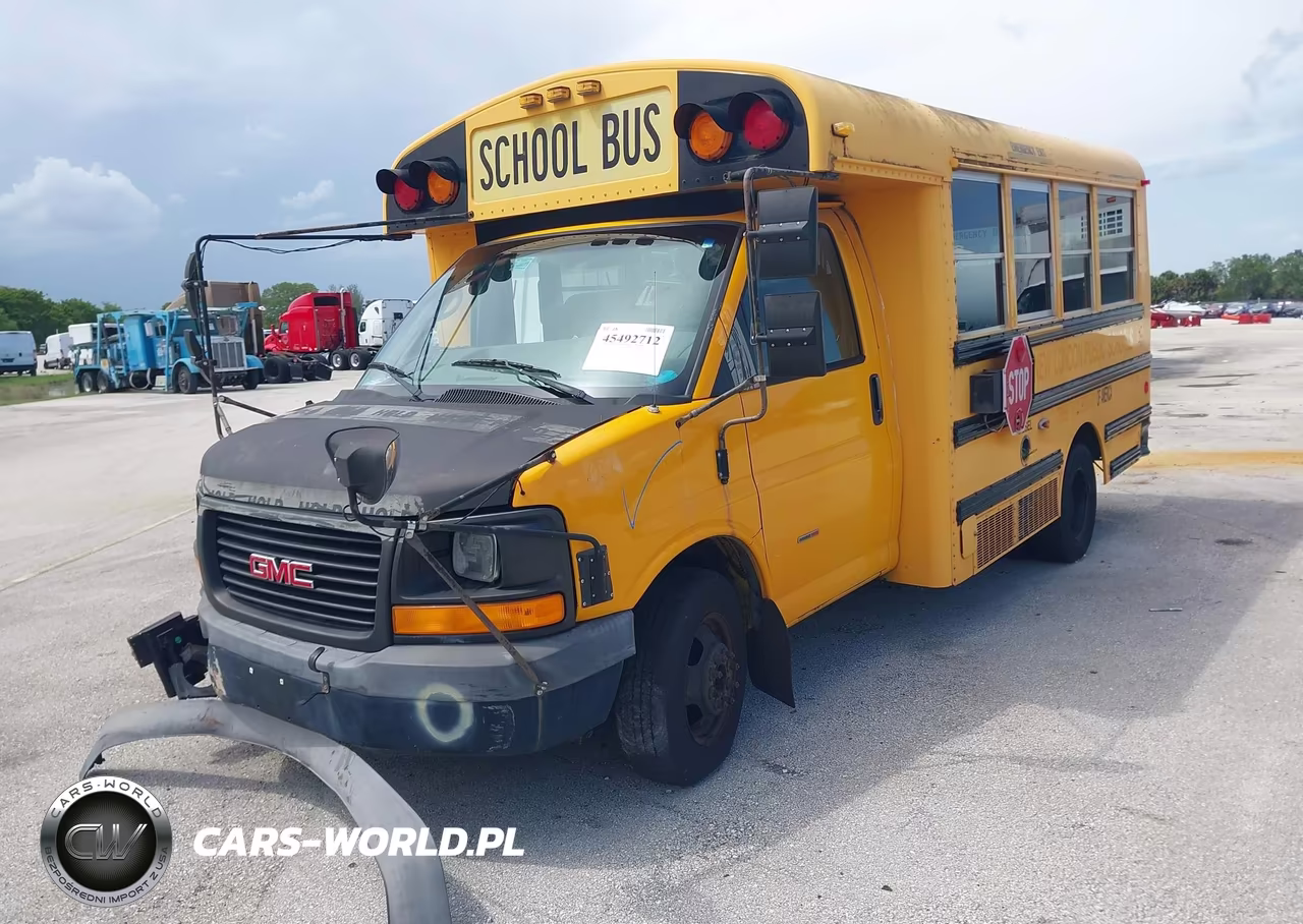 2009 GMC Savana Cutaway Work Van VIN:1GDJG316691170810 - 2