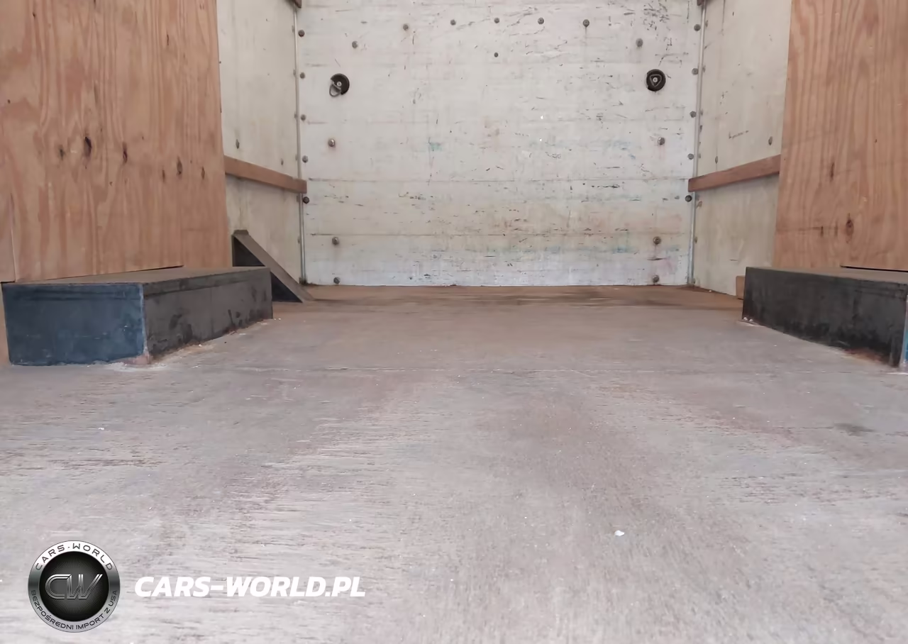 2010 GMC Savana Cutaway Work Van VIN:1GD1G2BA5A1900241 - 6