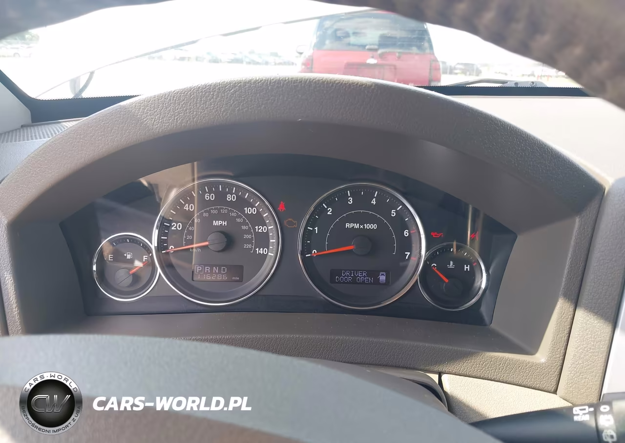 2010 Jeep Grand Cherokee Laredo VIN:1J4RR4GT0AC143951 - 7