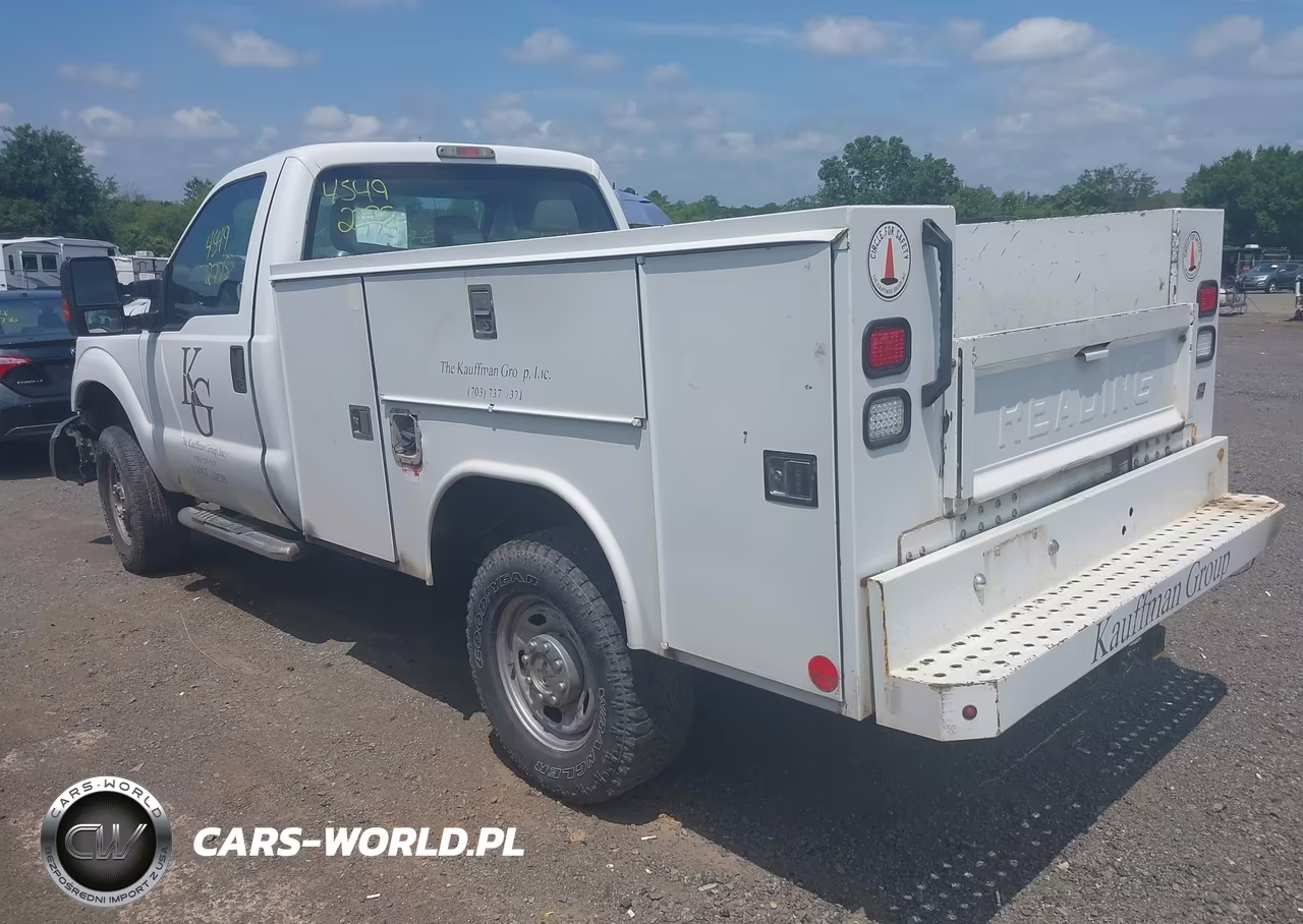 2015 Ford F-250 Xl-Xlt VIN:1FDBF2B68FED73119 - 3