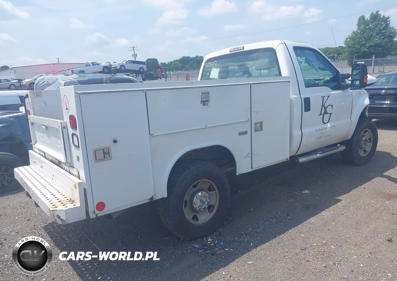 2015 Ford F-250 Xl-Xlt VIN:1FDBF2B68FED73119 - 4