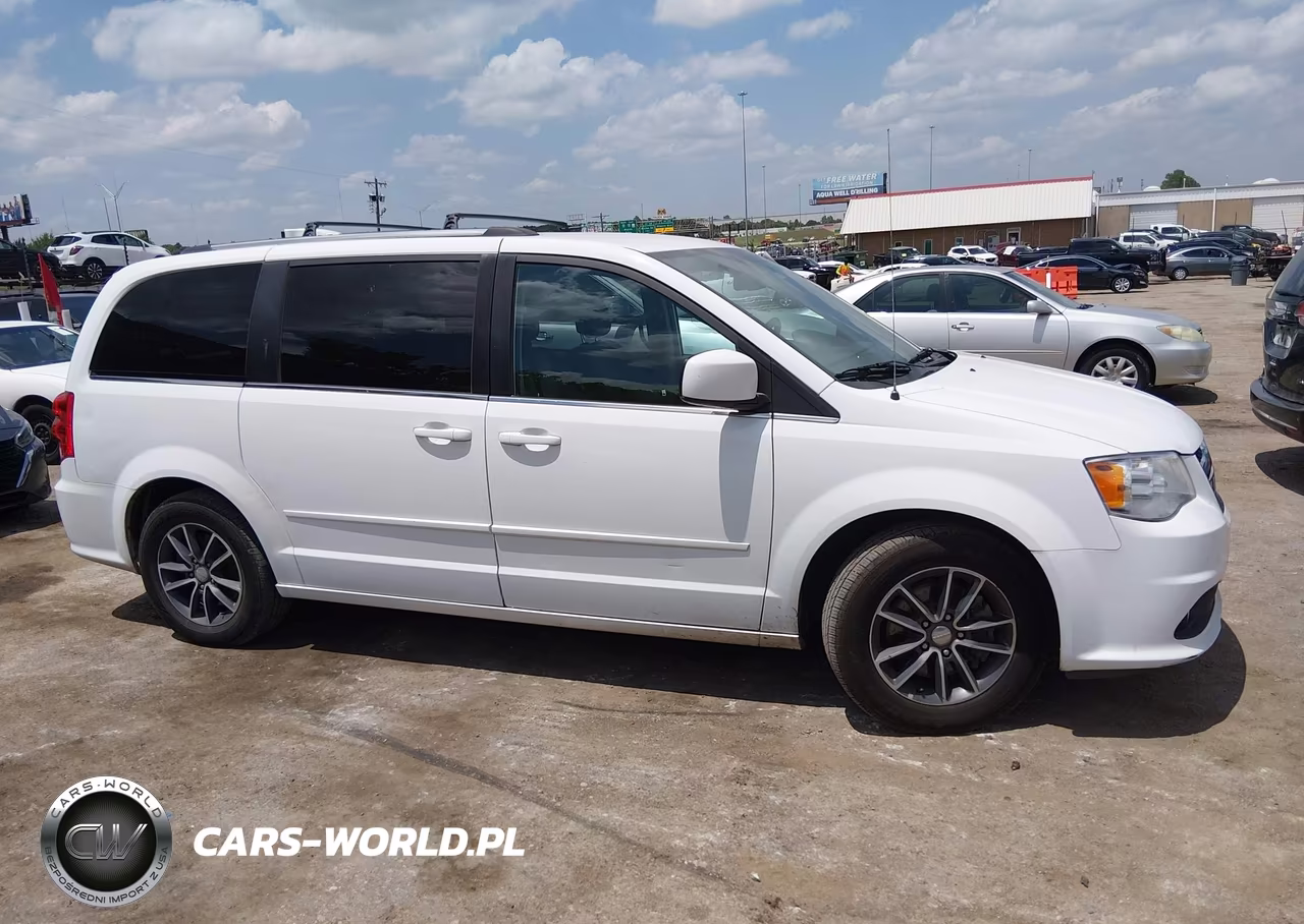 2017 Dodge Grand Caravan Sxt VIN:2C4RDGCG5HR867733 - 13