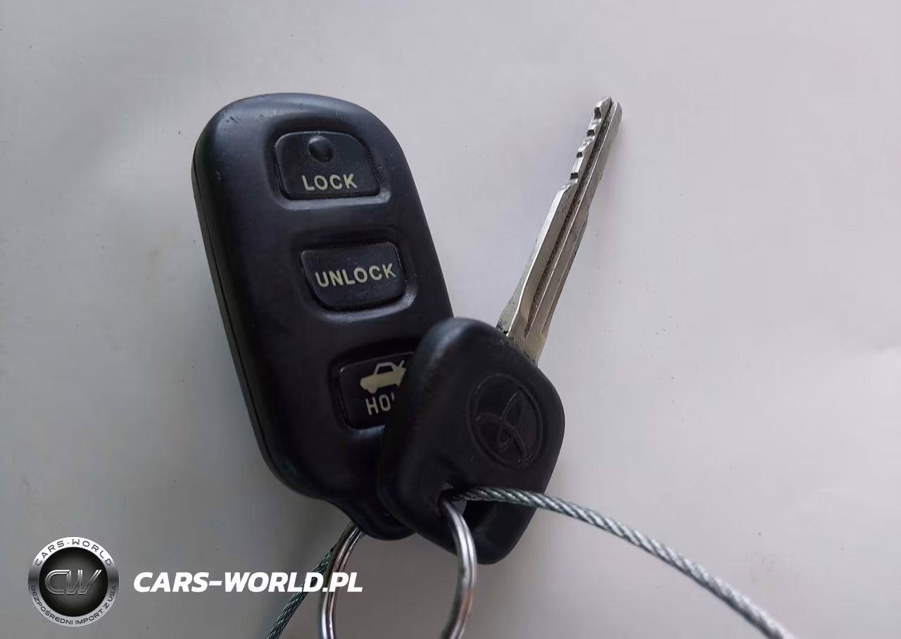 2003 Toyota Camry Le VIN:4T1BE32K23U189785 - 11