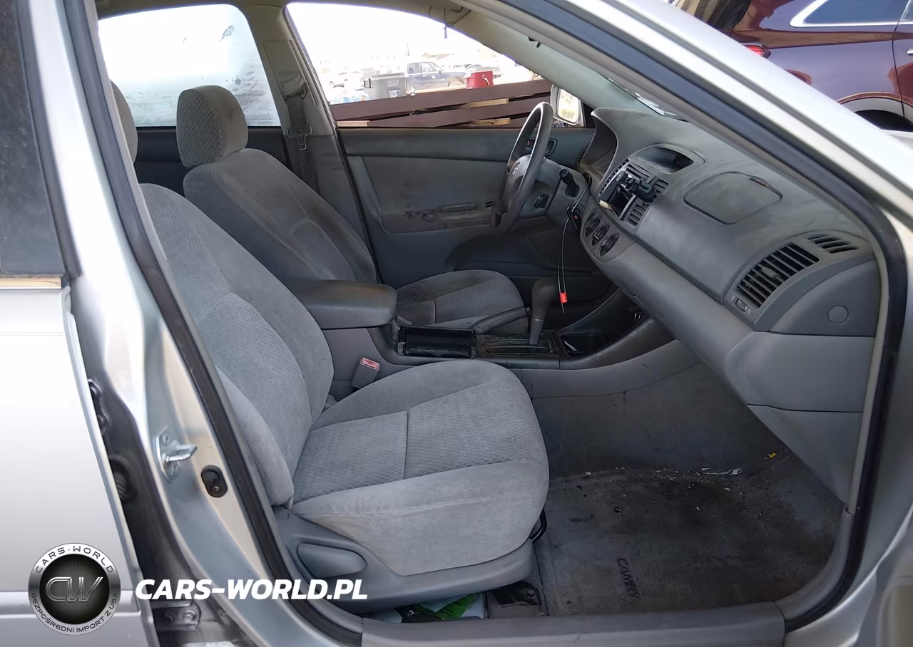 2003 Toyota Camry Le VIN:4T1BE32K23U189785 - 5