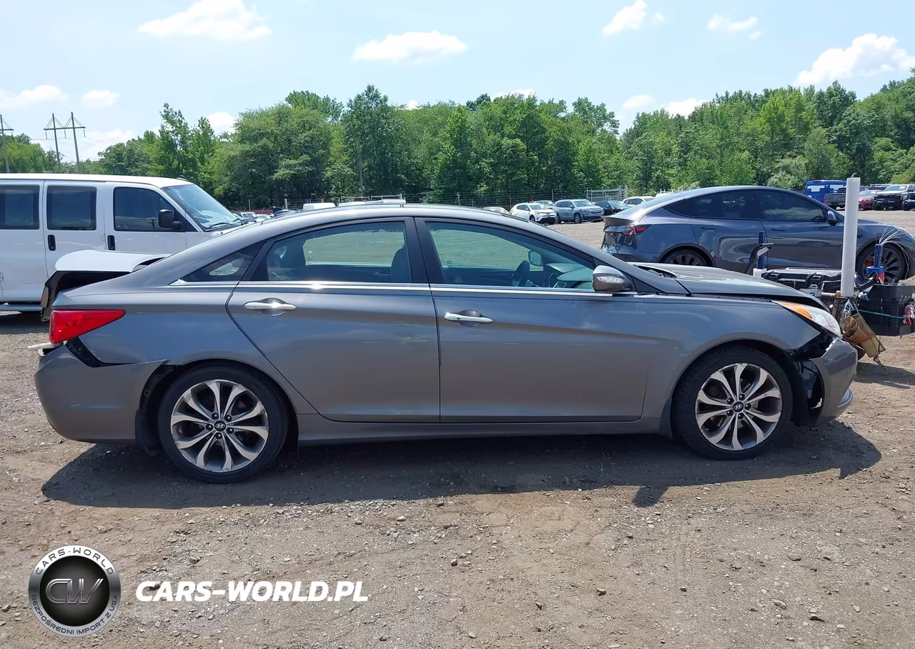 2013 Hyundai Sonata Limited 2.0T VIN:5NPEC4AB3DH676102 - 13