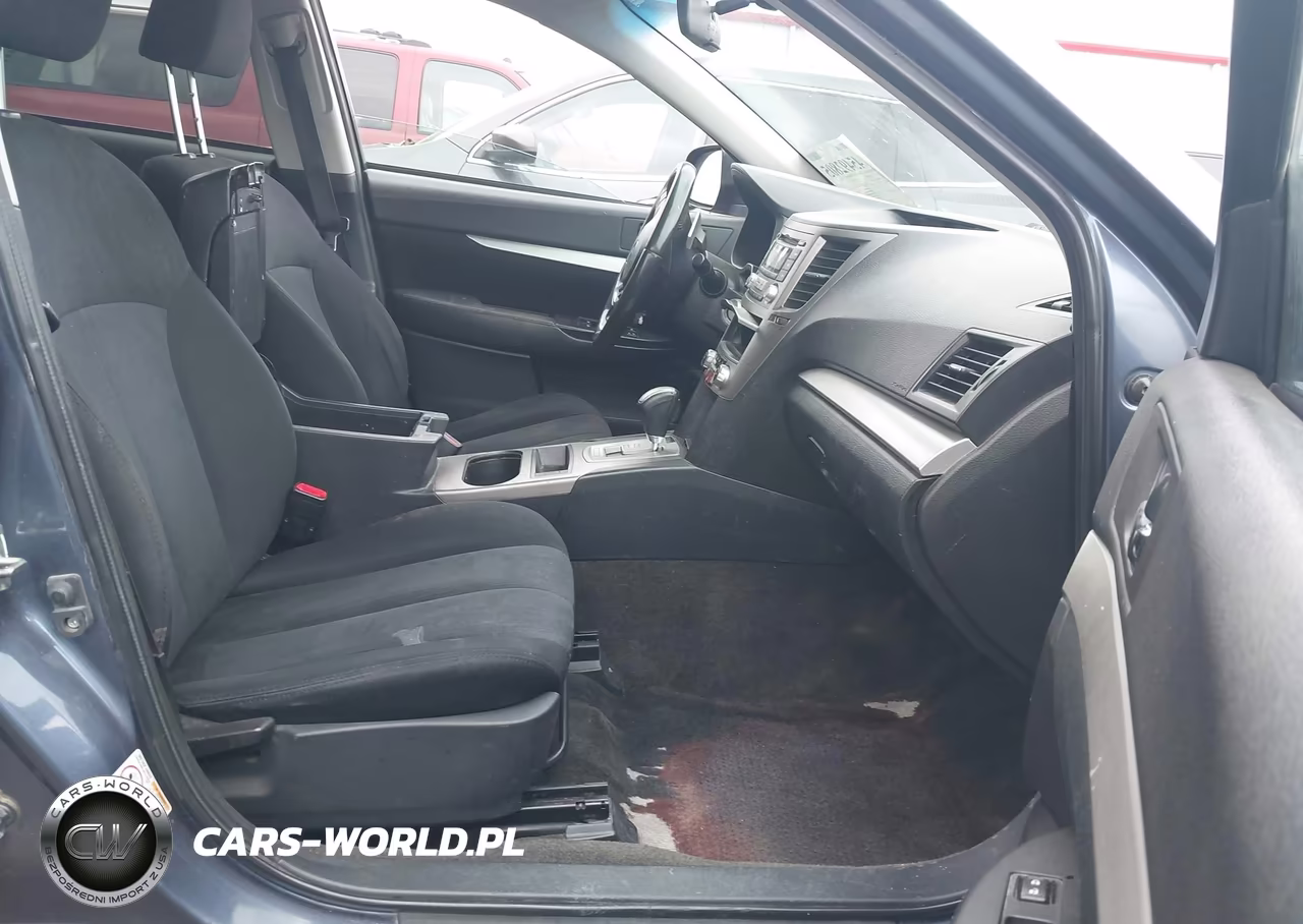 2013 Subaru Outback 2.5I Premium VIN:4S4BRBBC3D3280918 - 5