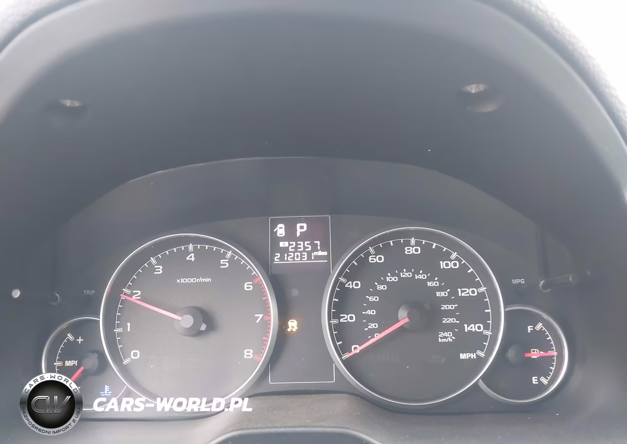 2013 Subaru Outback 2.5I Premium VIN:4S4BRBBC3D3280918 - 7