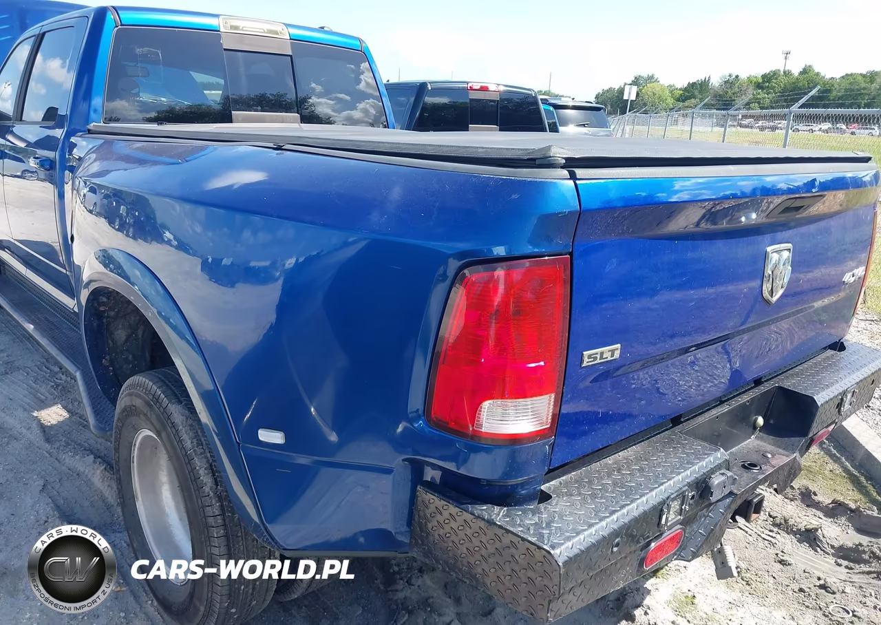 2011 Ram Ram 3500 Laramie VIN:3D73Y4CL2BG635082 - 11