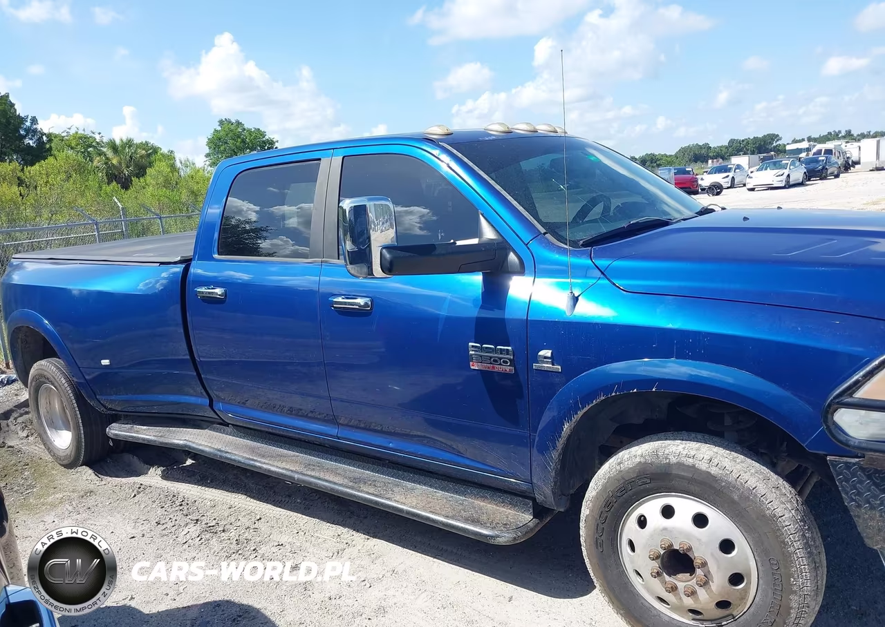 2011 Ram Ram 3500 Laramie VIN:3D73Y4CL2BG635082 - 15