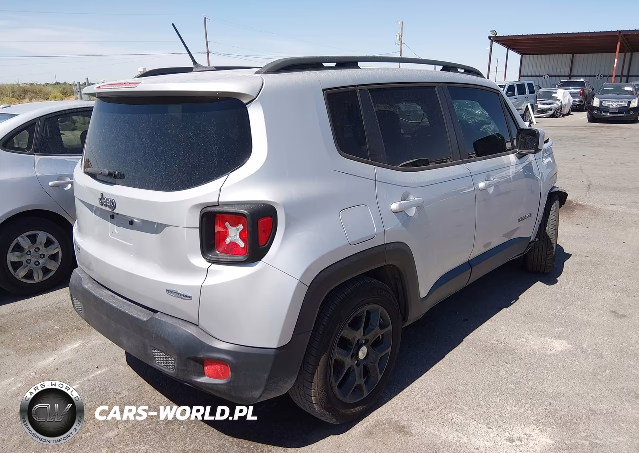 2017 Jeep Renegade Latitude VIN:ZACCJABB8HPE41542 - 4